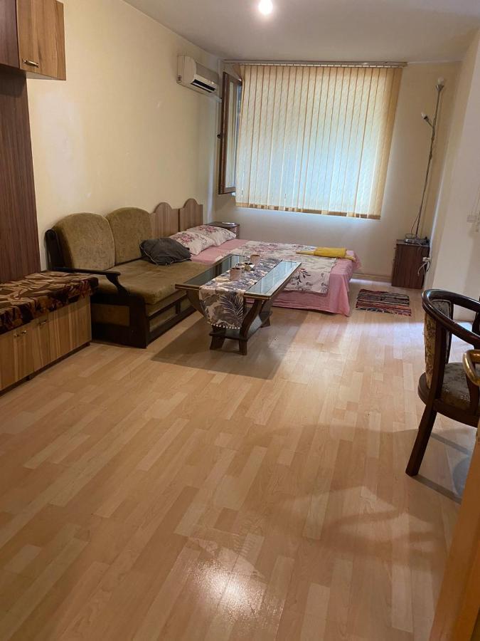 Апартамент Столетов Varna Eksteriør bilde